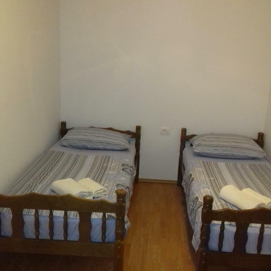 Apartments Dugandzic Драче Экстерьер фото