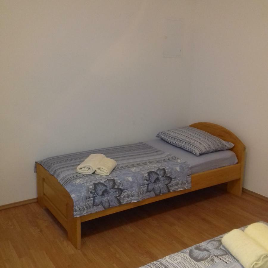 Apartments Dugandzic Драче Экстерьер фото